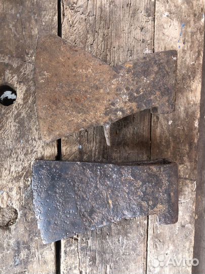 Топор старинный кованый