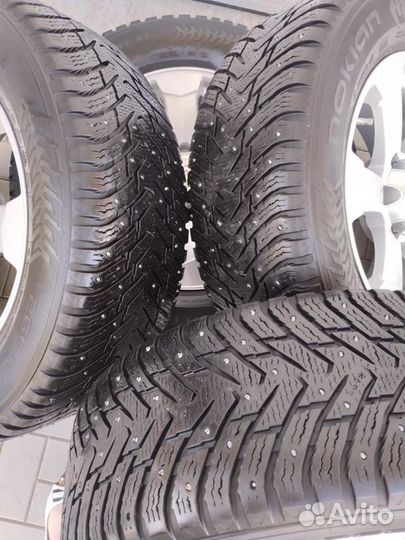 Nokian Tyres Hakkapeliitta 8 SUV 265/60 R18 114T