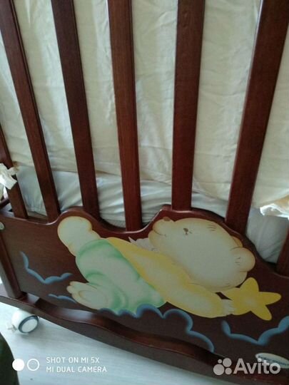 Детская кроватка