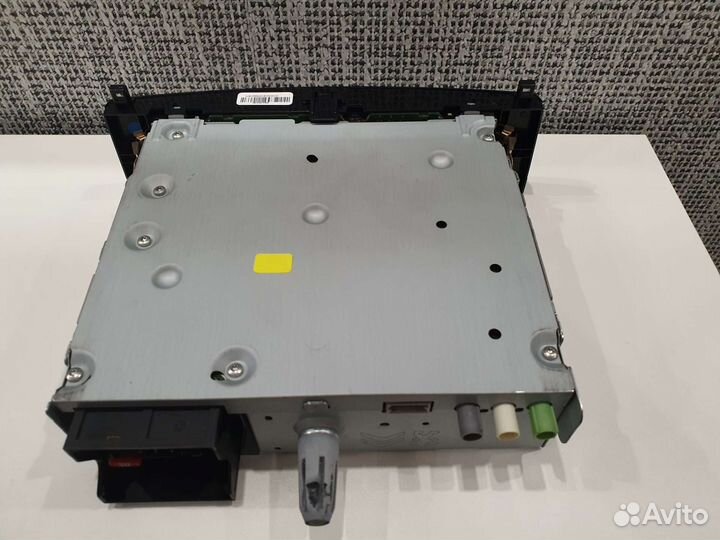 Штатная магнитола Peugeot 308/408