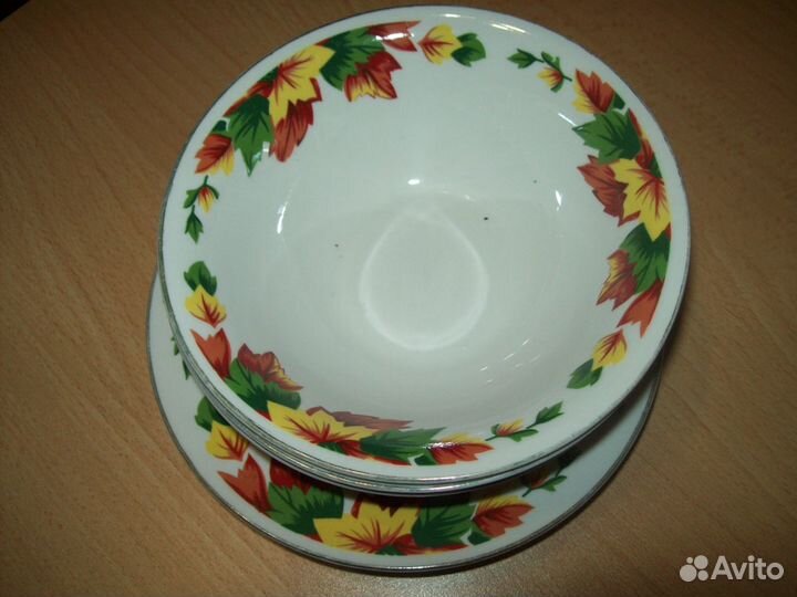 Набор тарелок (современный)