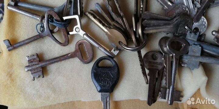 Ключи дверные и от Камаза