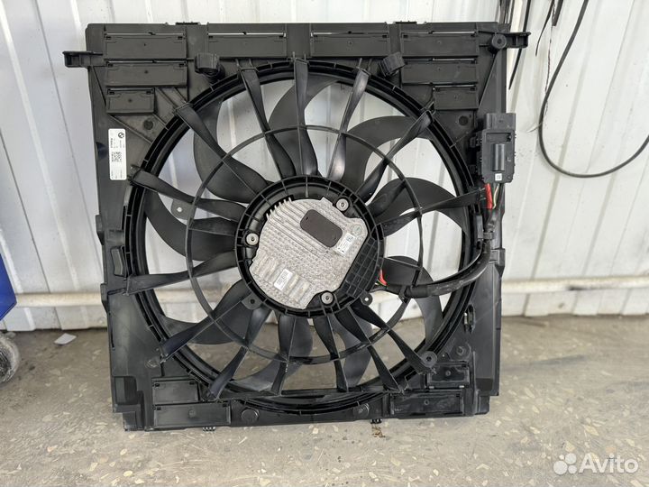 Вентилятор радиатора на Бмв x5 G05