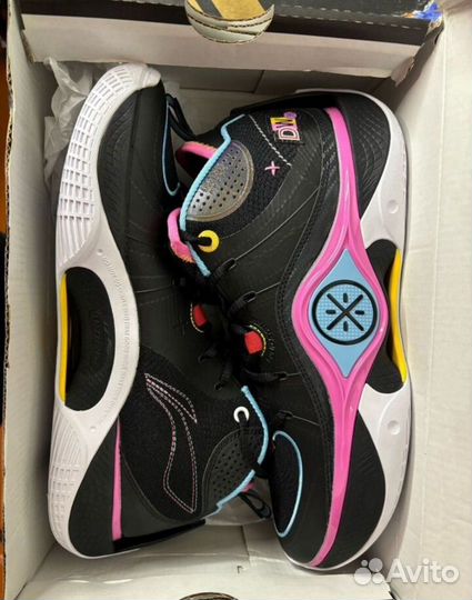 Баскетбольные кроссовки Li-ning Wade Shadow 5