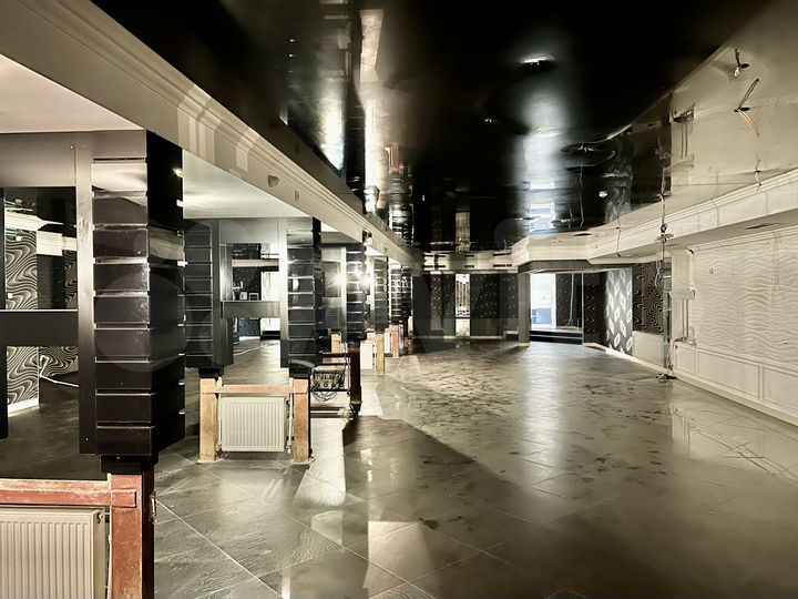 Свободного назначения, 371 м²