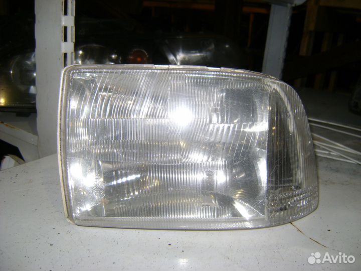 Фара передняя левая Chevrolet Blazer Блейзер 98год