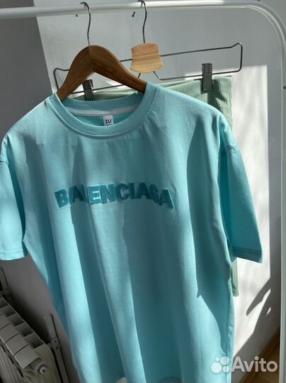 Футболка balenciaga бирюзовая over size