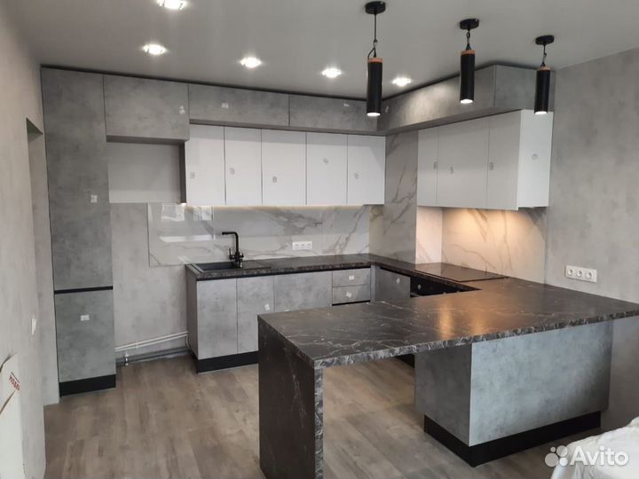 Кухни на заказ любой сложности