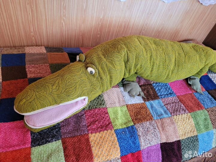 Крокодил подушка