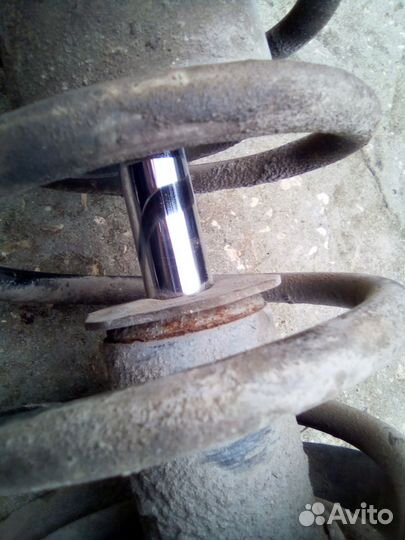 Передняя левая стойка Daewoo Nexia Дэу Нексия в сб