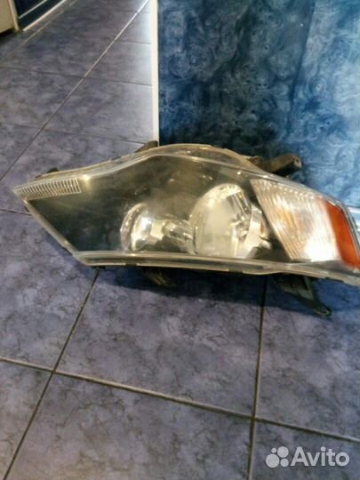 Фара правая оригинал в сборе с блоком розжига
