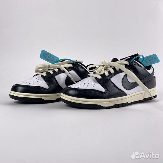 Кроссовки Nike Dunk Low Vintage Panda(Оригинал)