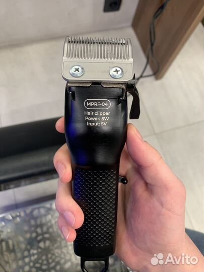 Машинка для стрижки волос профессиональная