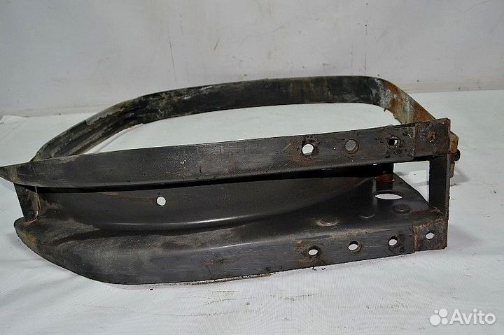 Кронштейн топливного бака renault trucks Magnum Dx