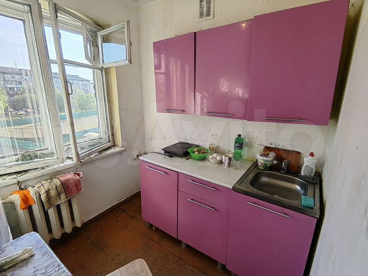 3-к. квартира, 47 м², 3/5 эт.