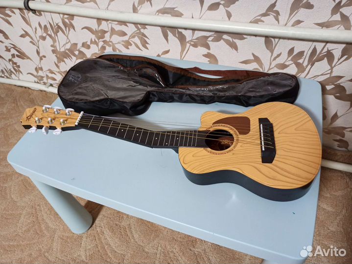 Детская гитара Performer (дефект)