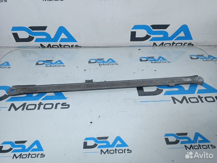 Распорка кузова передняя Mercedes W204 из Японии