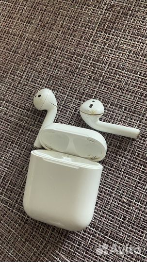 Airpods 2