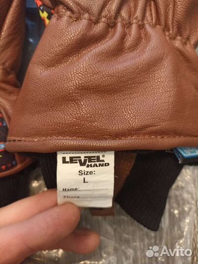 Level Empire варежки