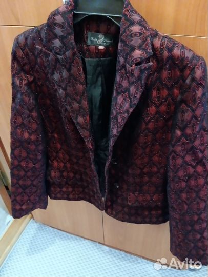 Костюм женский