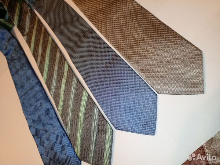 Галстуки Givenchy Guy Laroche