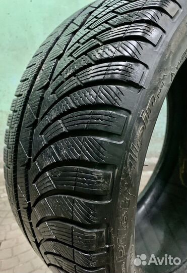 Michelin Pilot Alpin PA4 245/40 R18 97V