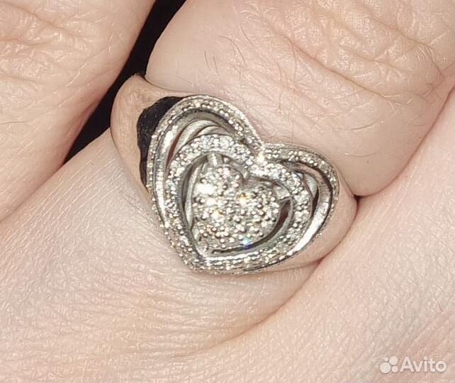 Золотое кольцо с бриллиантами Сердце Grant