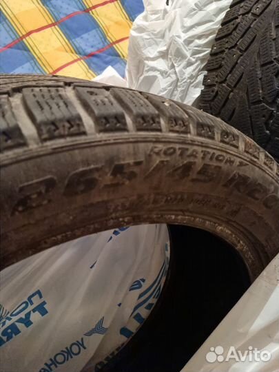 Pirelli Ice Zero 265/50 R20 и 295/45 R20