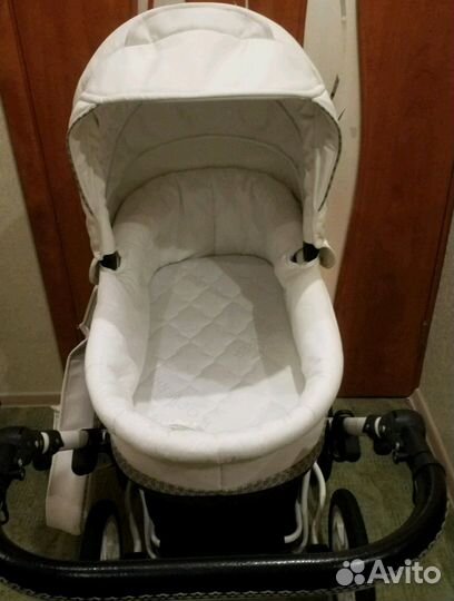 Коляска-трансформер с большими колесами