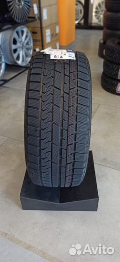 Opals SilverSnow F9 225/45 R17