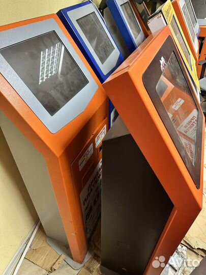 Универсальный металлический корпус