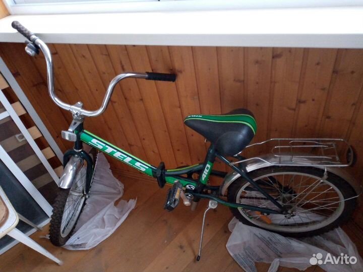 Велосипед Stels 410, черно-зелёного цвета, б/у