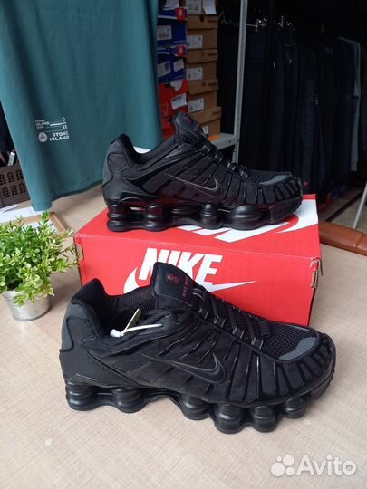 Кроссовки Nike Shox