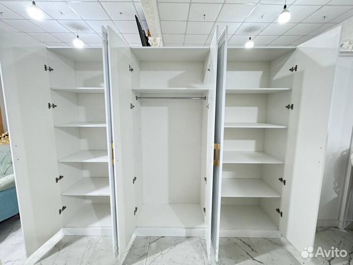 Шкаф распашной