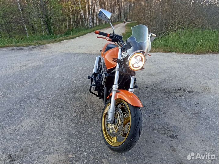 Honda cb400sf vtec1
