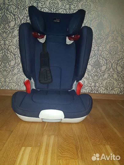 Автокресло britax romer