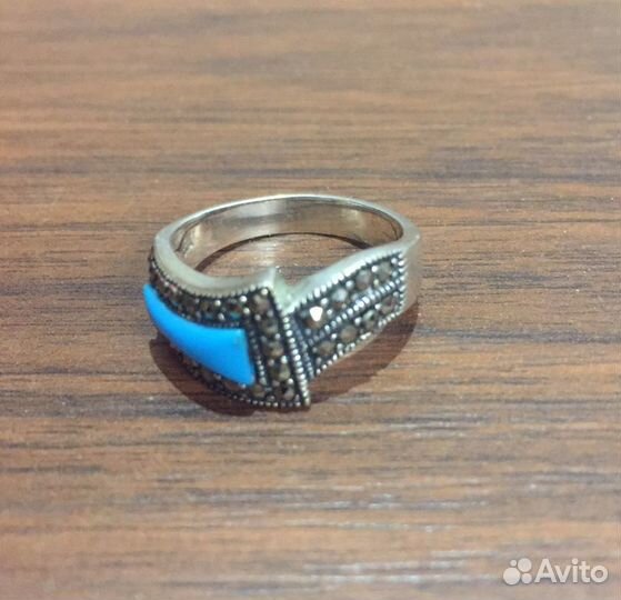 Серебряное кольцо