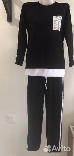 Спортивный костюм женский 42-44 В наличии