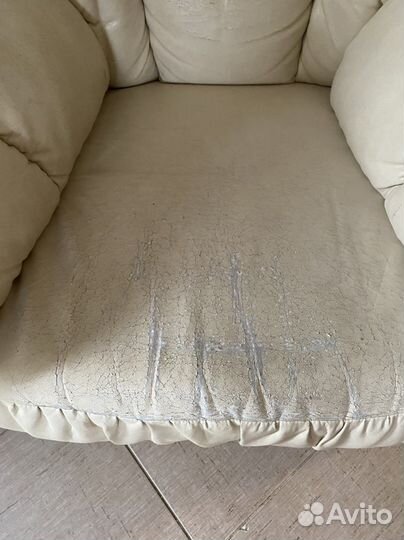 Диван и кресло