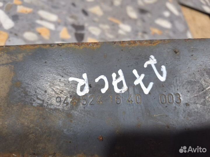 Кронштейн шумоизоляции Mercedes-Benz Actros MP2