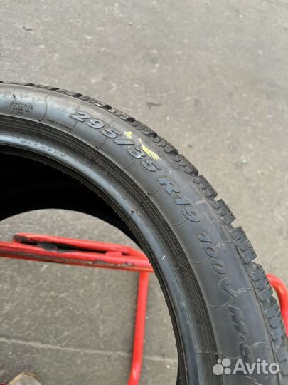 Pirelli Winter Sottozero 270 Serie II 295/35 R19