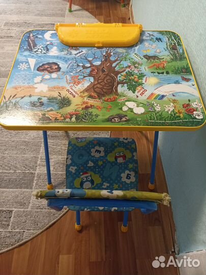 Набор детской мебели бу