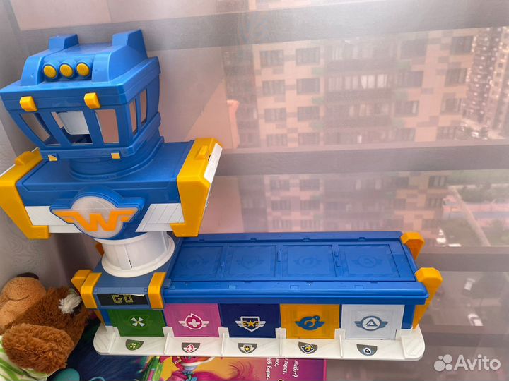 Игрушки супер крылья, бибель