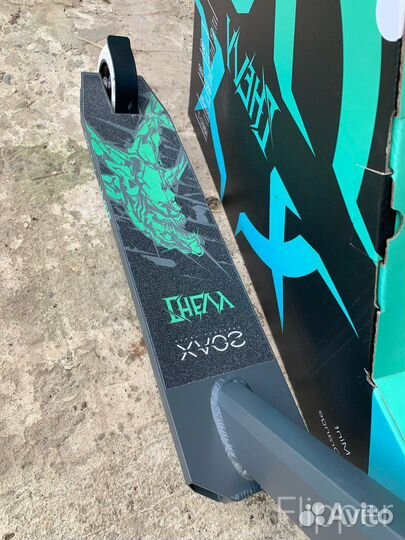 Трюковой самокат Xaos Chevy 2022