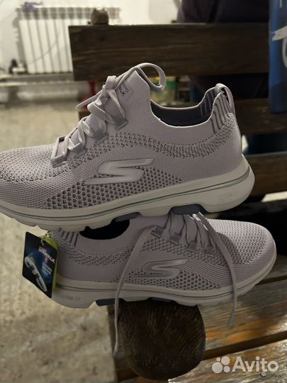 Кроссовки skechers