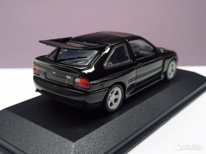 1:43 Ford Escort RS Cosworth