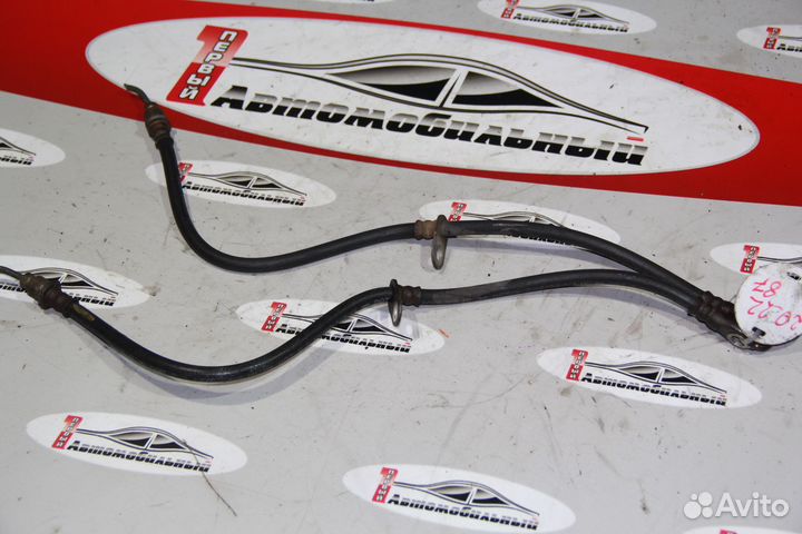 Тормозной шланг перед c Toyota Sienta NCP81G 1NZ-F