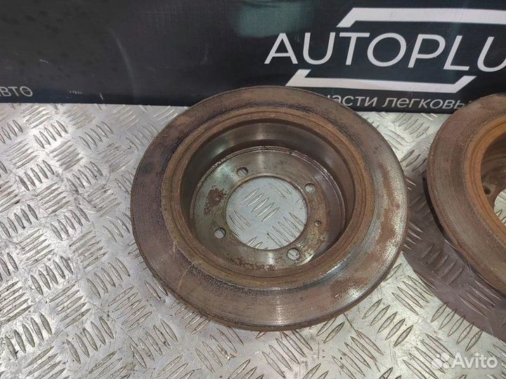 Тормозные диски заднее Mitsubishi Lancer 9 1.6