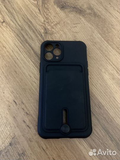 Чехол на iPhone 11 про чёрный состояние хорошие