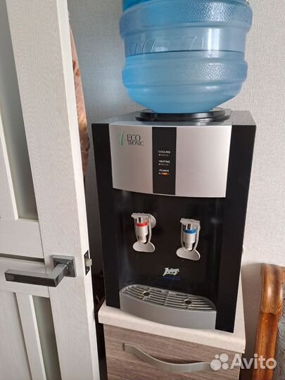 Кулер для воды